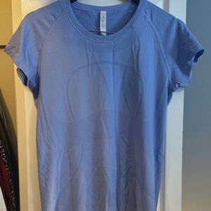 lululemon athletica Periwinkle Short Sleeve Tee